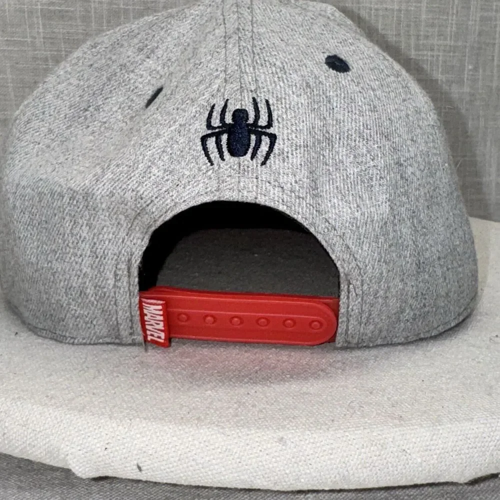 Funko Marvel Spider-Man Hat Mens OSFM Gray Snapback‎ Flat Brim Pop Culture Cap